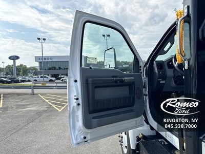 2025 Ford F-650-750 F-650 SD Gas Straight Frame