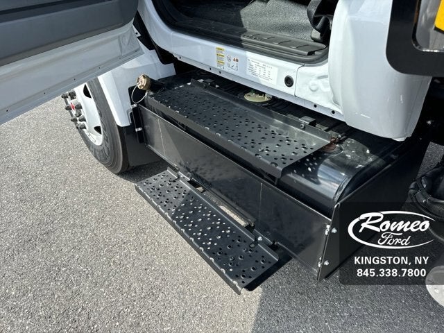 2025 Ford F-650-750 F-650 SD Gas Straight Frame