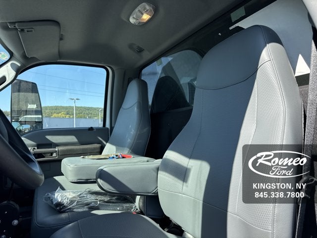 2025 Ford F-650-750 F-650 SD Diesel Straight Frame