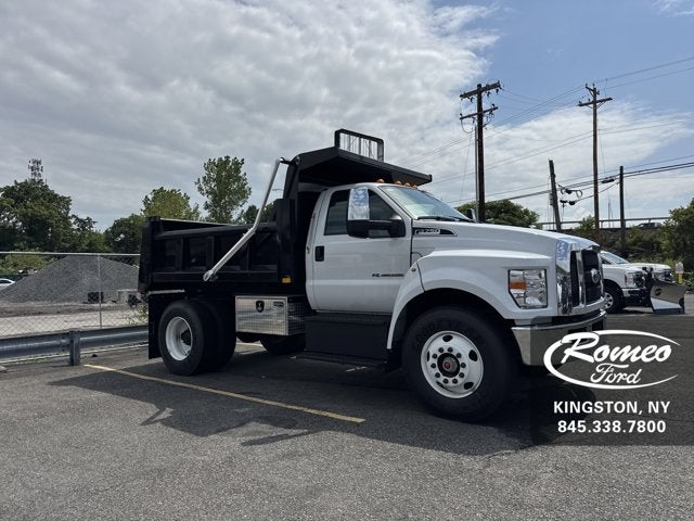 2025 Ford F-650-750 F-750 SD Diesel Straight Frame
