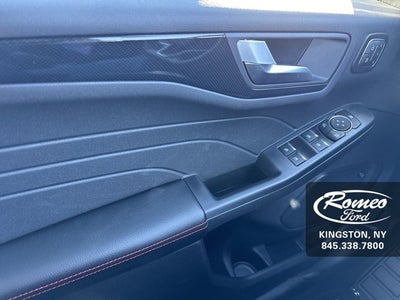 2025 Ford Escape ST-Line Select