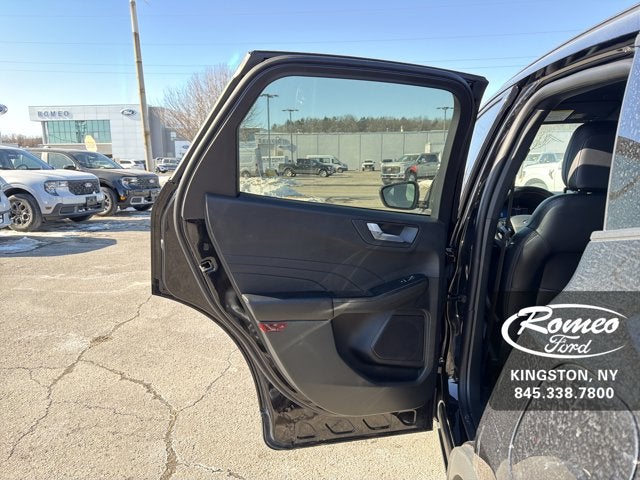 2025 Ford Escape ST-Line Select