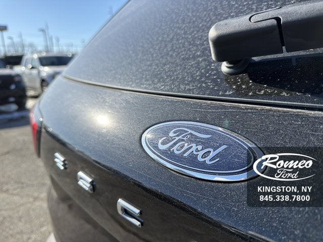2025 Ford Escape ST-Line Select