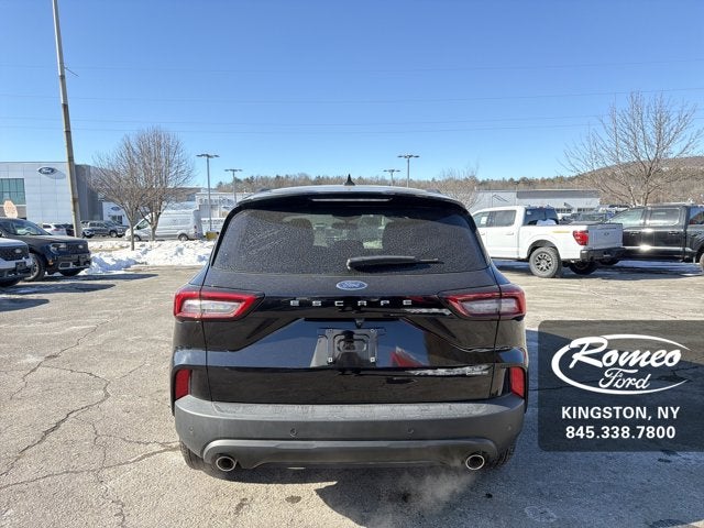 2025 Ford Escape ST-Line Select