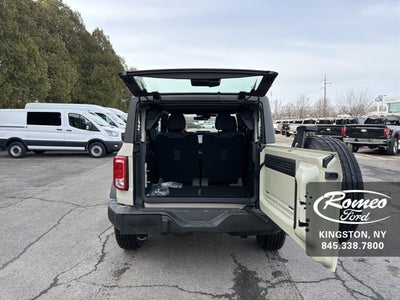 2025 Ford Bronco Base