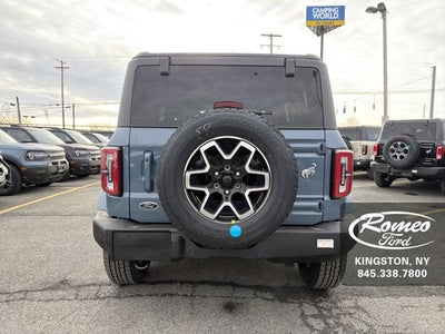 2025 Ford Bronco Outer Banks®