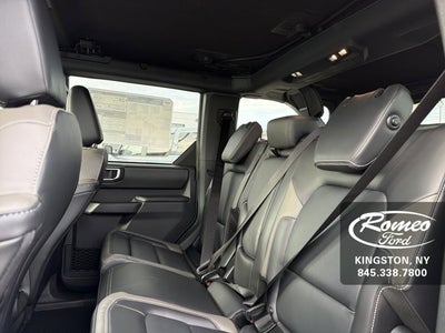 2025 Ford Bronco Outer Banks®