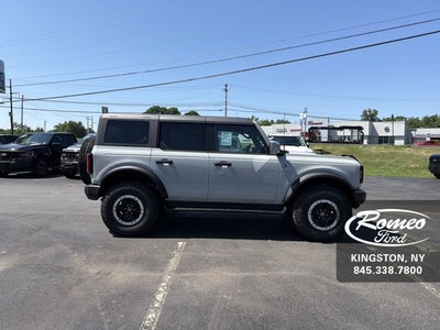 2026 Ford Bronco Outer Banks®