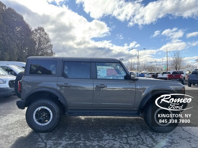 2025 Ford Bronco Outer Banks®