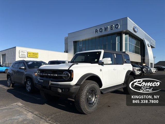 2025 Ford Bronco Outer Banks®