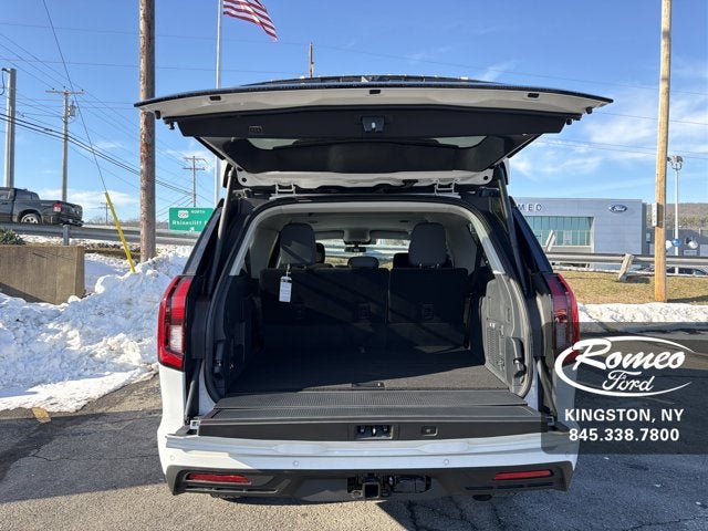 2025 Ford Expedition Active MAX