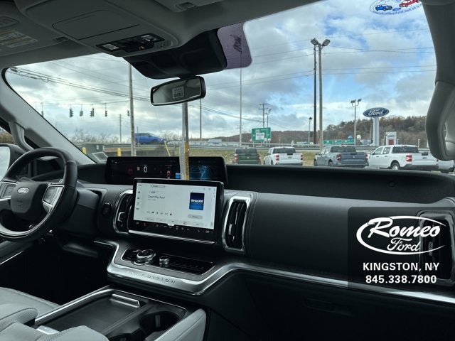 2025 Ford Expedition Platinum®