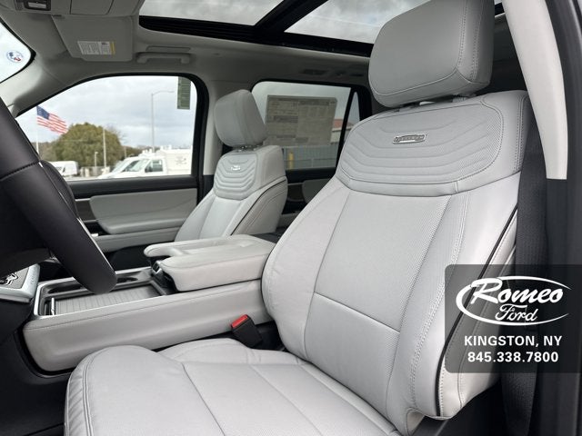 2025 Ford Expedition Platinum®