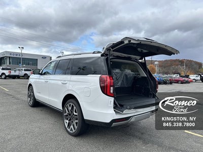 2025 Ford Expedition Platinum®