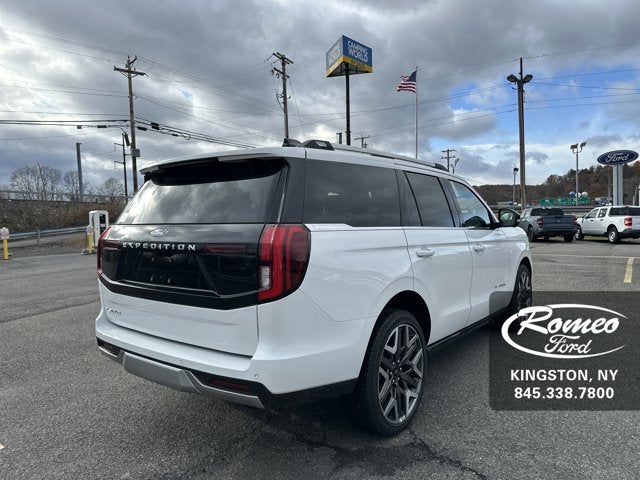 2025 Ford Expedition Platinum®