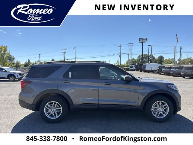 2027 Ford Explorer Active w/200A Pkg