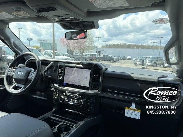 2026 Ford Super Duty F-350® Lariat®