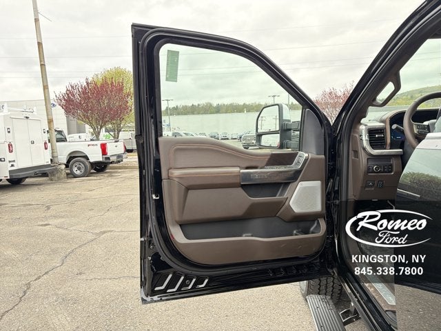 2026 Ford Super Duty F-350® King Ranch®