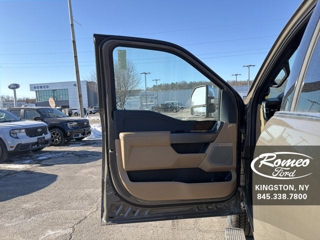 2026 Ford Super Duty F-350® Lariat®