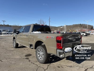 2026 Ford Super Duty F-350® Lariat®