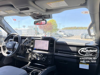 2026 Ford Super Duty F-350® Lariat®