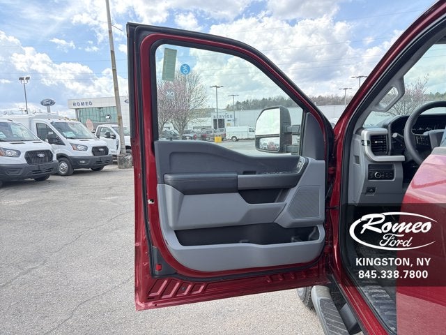 2026 Ford Super Duty F-350® XLT