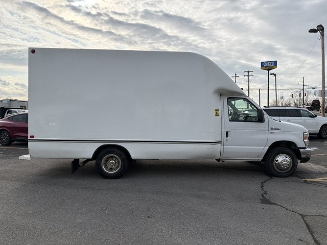 2019 Ford E-350SD Base Cutaway