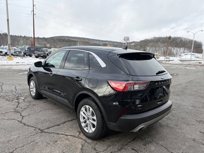 2022 Ford Escape Hybrid SE