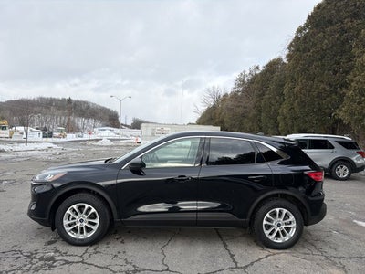 2022 Ford Escape Hybrid SE
