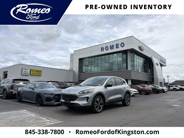 2022 Ford Escape SE