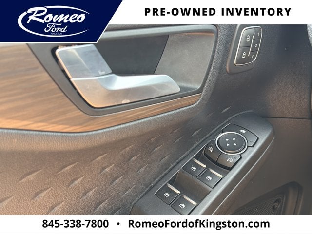 2020 Ford Escape Titanium