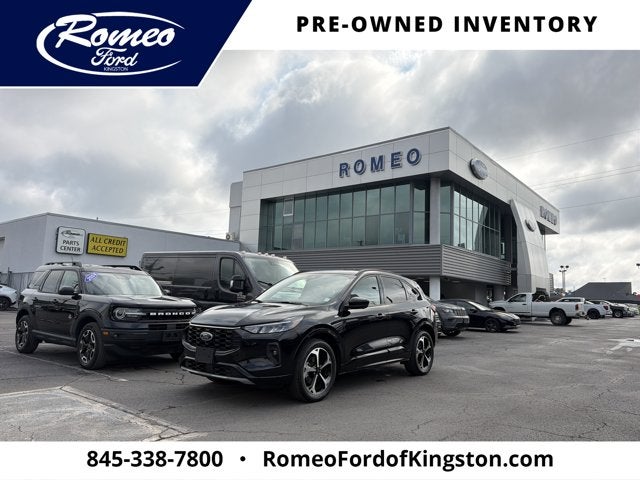 2023 Ford Escape ST-Line Select