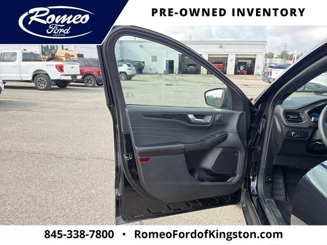 2023 Ford Escape ST-Line Select