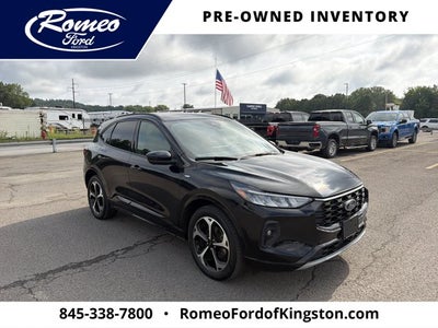 2023 Ford Escape ST-Line Select