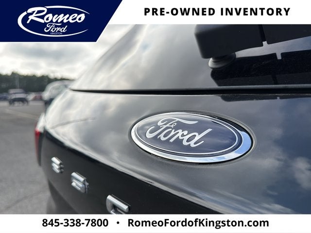 2023 Ford Escape ST-Line Select
