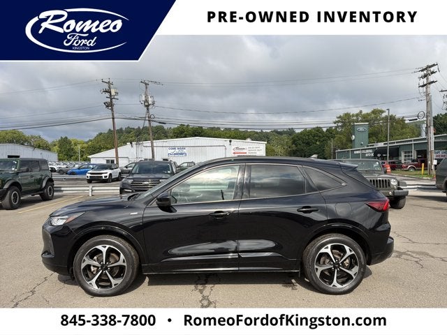 2023 Ford Escape ST-Line Select