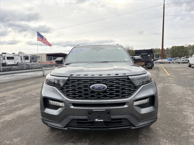 2022 Ford Explorer ST-Line