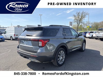 2025 Ford Explorer Active