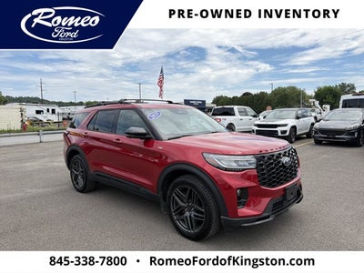 2025 Ford Explorer ST-Line
