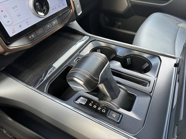 2024 Ford F-150 Lightning Lariat