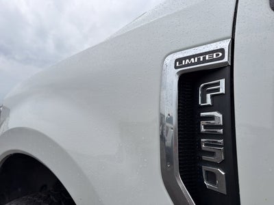 2022 Ford F-250SD Limited