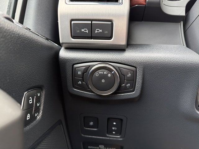 2022 Ford F-350SD Platinum