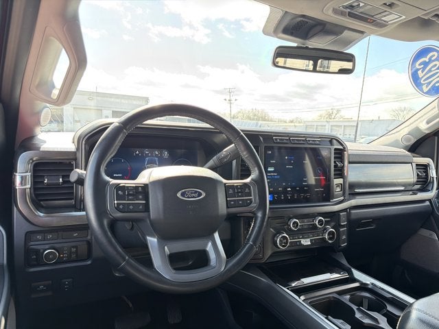 2023 Ford F-350SD Lariat