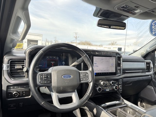 2023 Ford F-350SD Lariat