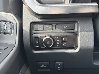 2023 Ford F-350SD Lariat