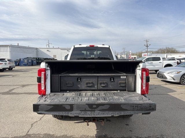 2023 Ford F-350SD Lariat