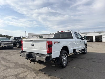 2023 Ford F-350SD Lariat