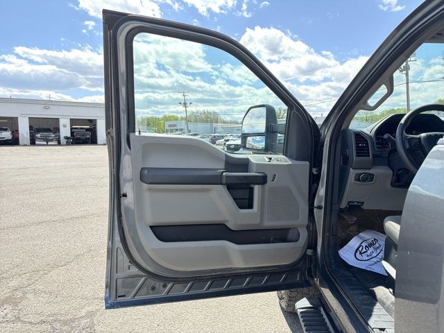 2022 Ford F-350SD XL