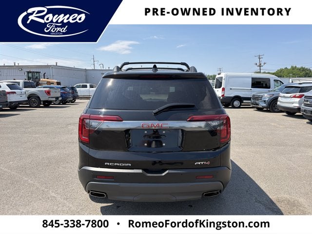 2023 GMC Acadia AT4