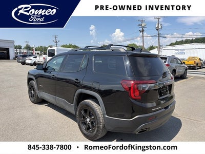2023 GMC Acadia AT4
